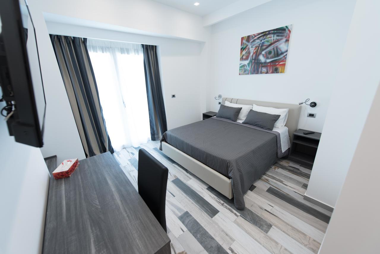 Palazzo Irma - Hotel - B&B Luxury Vibo Valentia Exteriör bild